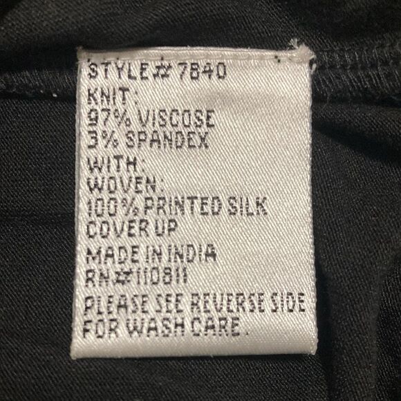 Yoana Barsschi Silk sleeveless Draped Blouse in Geometric Print Over Black Knit - Picture 6 of 7